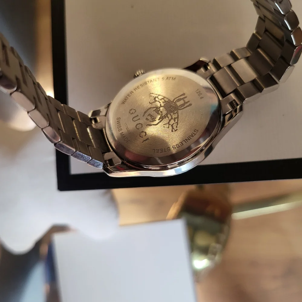 Authentic Gucci Bee Watch 38MM - Picture 10 of 11